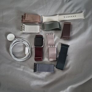 Apple Watch SE 2nd Gen with Multiple Bands